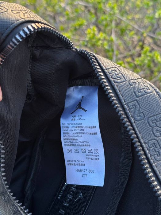 Сумка Jordan Monogram через плечо черная барсетка Джордан 23 монограм | Барсетка Джордан Монограм беля кожаная мужская через плечо черная сумка Jordan