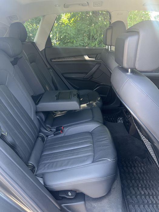 Продам Audi Q5  гибрид 2020