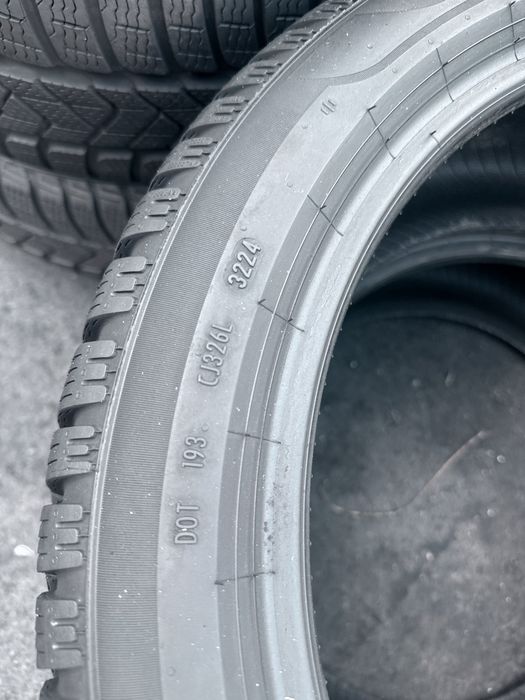 225 45 17 Pirelli Cinturato Winter 2 99% 2024 Шини Зима