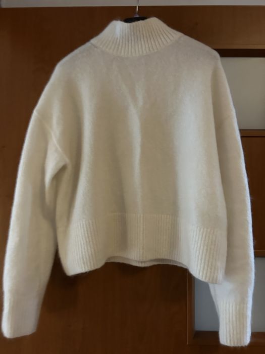 Biały półgolf And other stories