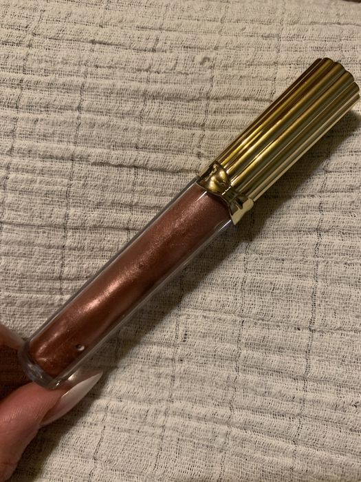 Estee lauder błyszczyk do ust