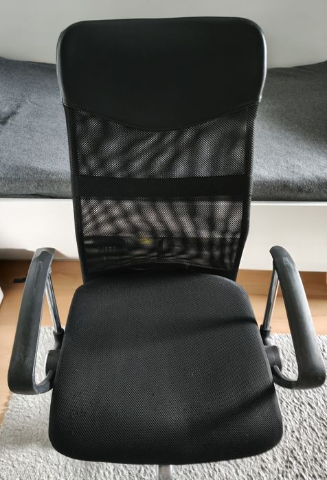 Fotel Biurowy z regulacją wysokości