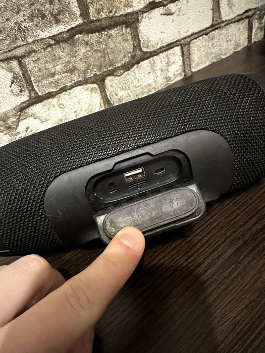 Портативна колонка JBL (аналог)