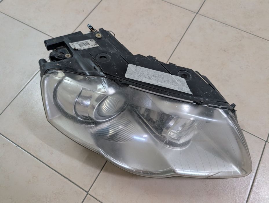 Faróis Xenon Passat B6