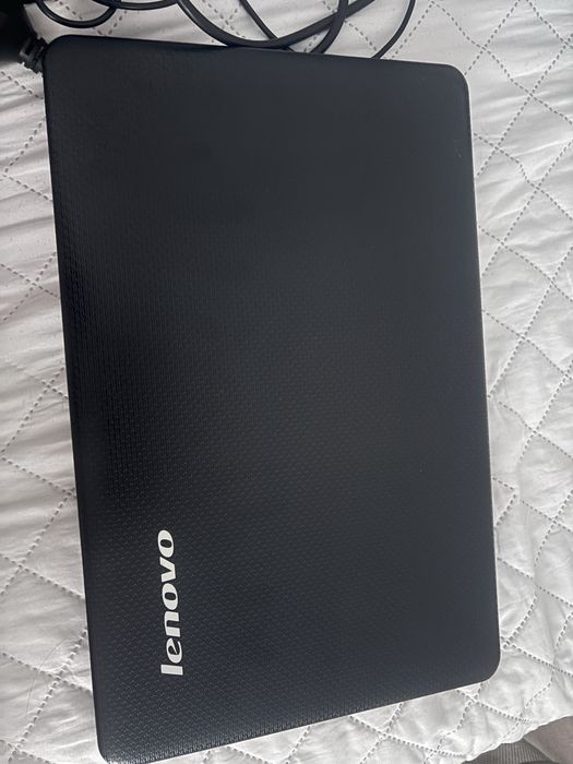 Sprzedam laptop Lenovo