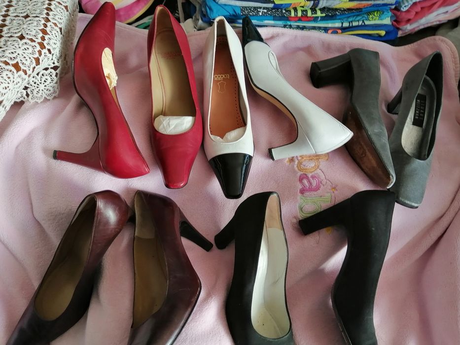 Szpilki i na słupku roz 40 dł wk 26cm cena za parę