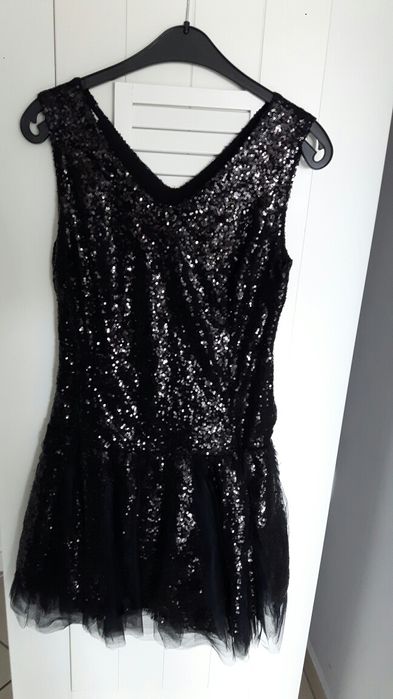 Sprzedam Nową sukienkę rozmiar S