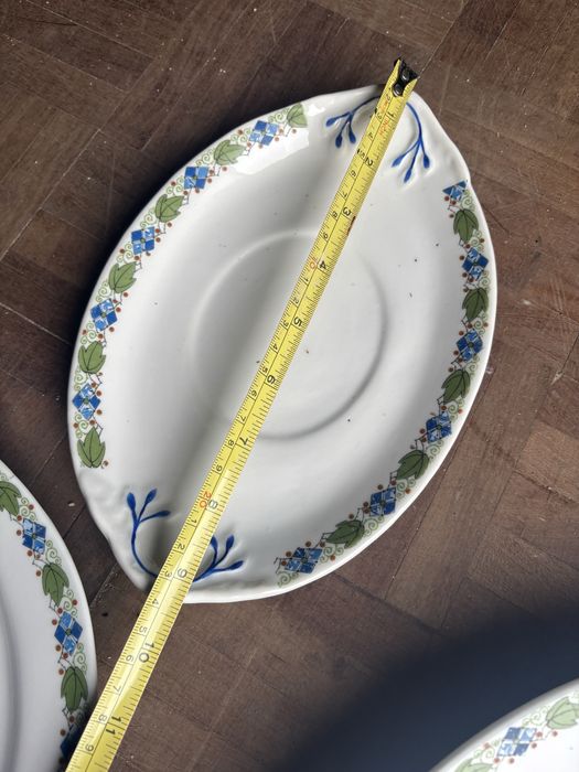 Terrina e travessas antigas Vista Alegre