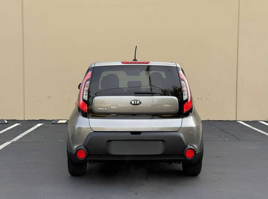 Kia Soul      2015