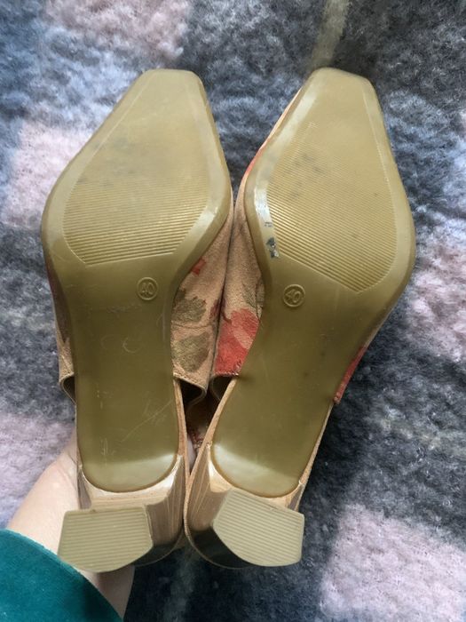 Стильные туфли из ткани с красивенным принтом 38-40