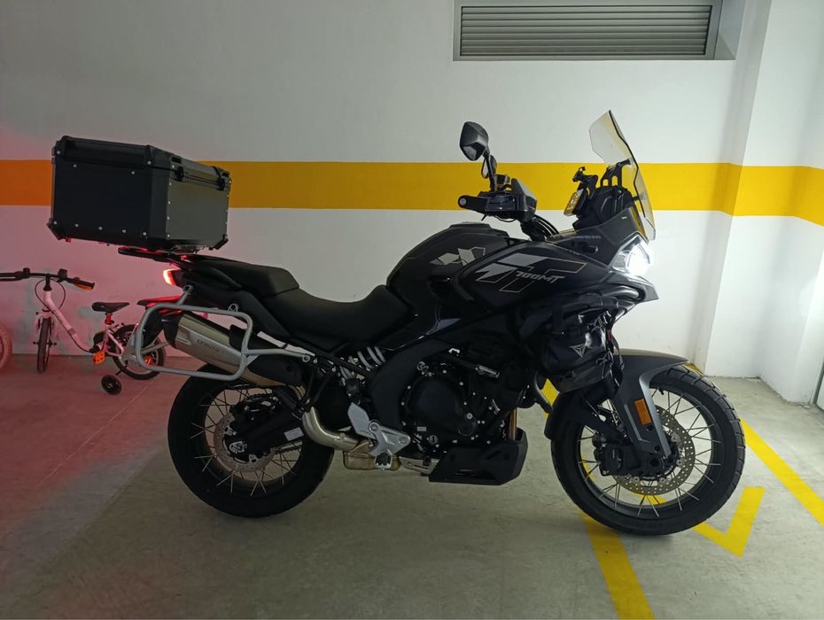 CF moto MT700ADV - estado novo