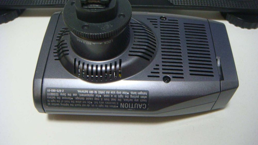 Вспышка с мягким свечением Sony HVL-10NH