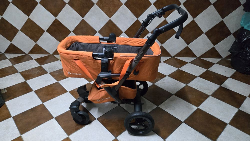 Conjunto Carrinho bebé Concord NEO com ISOFIX