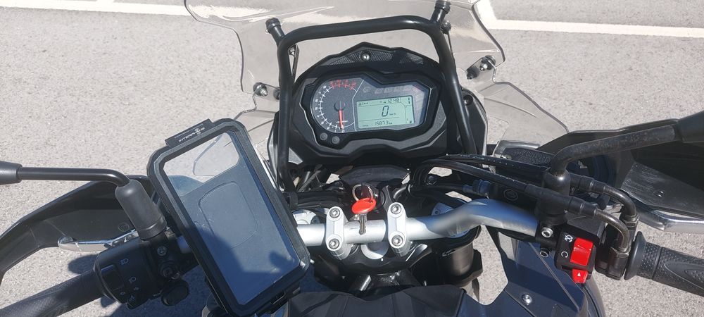 Mota Benelli TRK 502