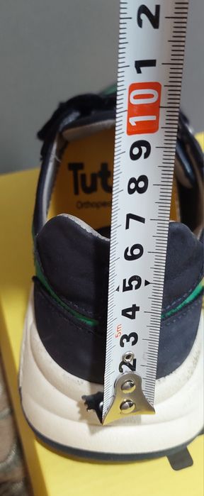 Кожаные ортопедические кроссовки Tutubi р.35