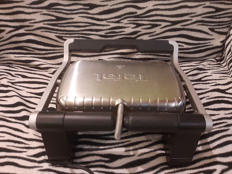 Гриль-барбекю Tefal  OPTIGRILL .