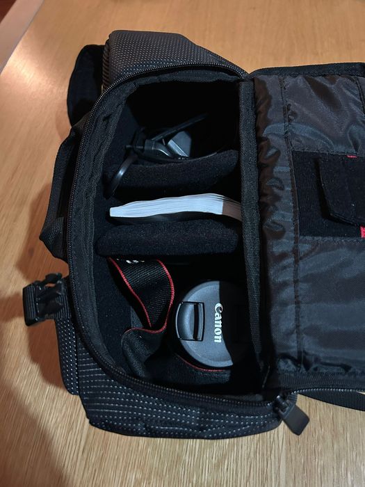 Câmara Canon eos 1300D