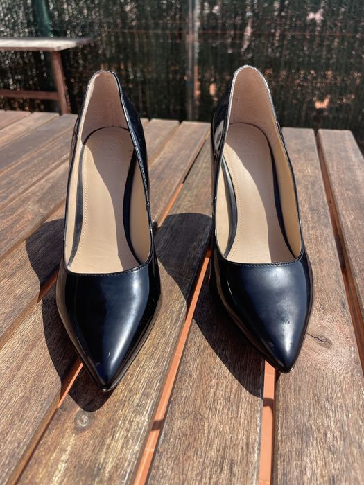 Sapatos guess 37