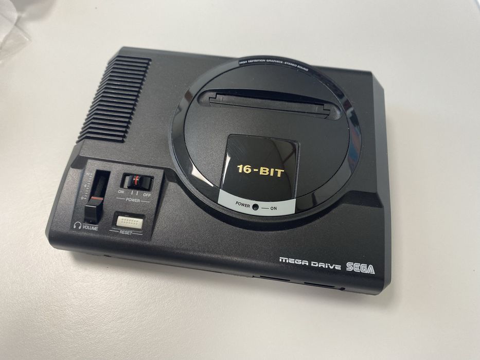 Sega Mega Drive Mini - Consola
