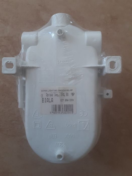 Sprzedam nową oprawę lampy OVAL 60 LENA LIGHTING