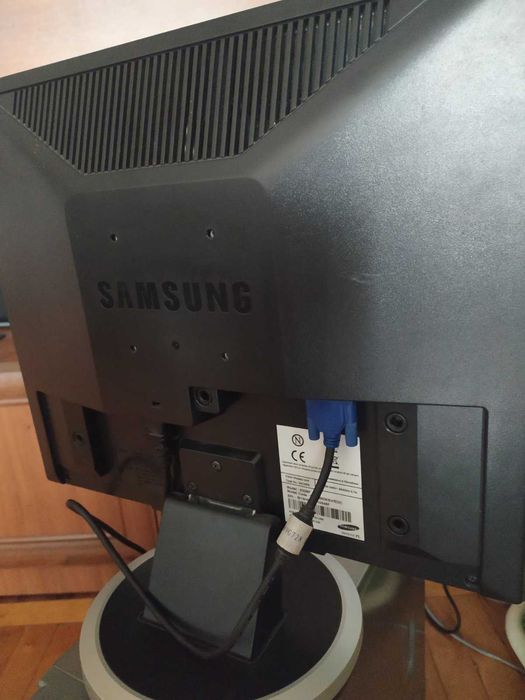 Монітор Samsung SyncMaster 930BF