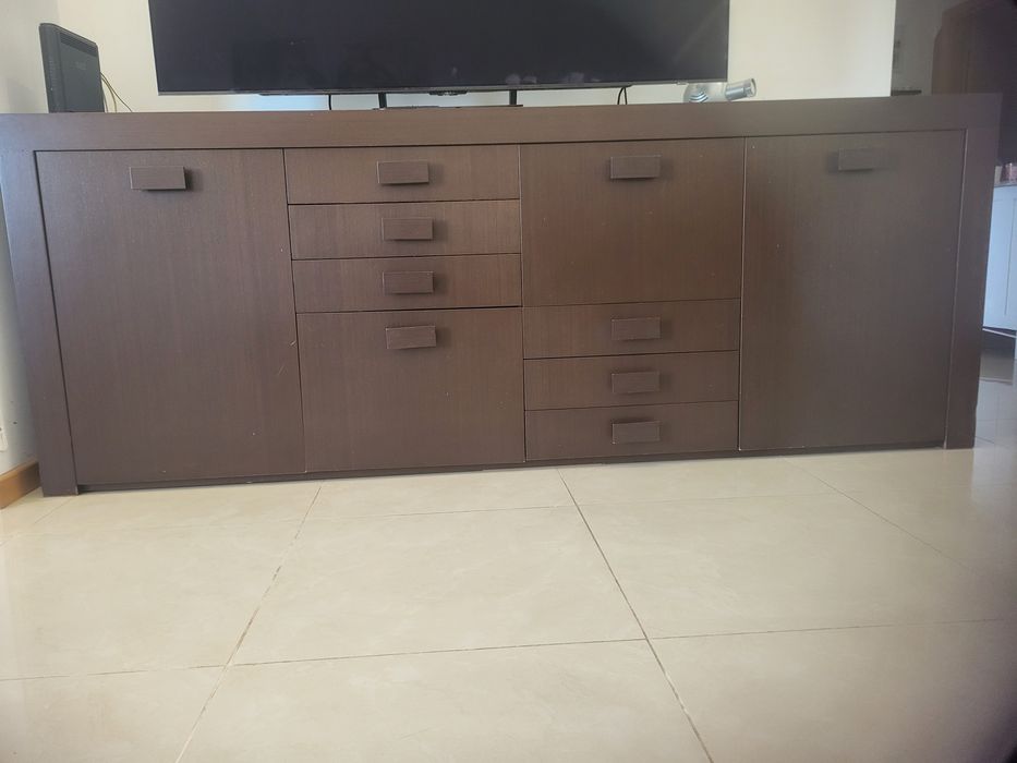 Aparador madeira maciça