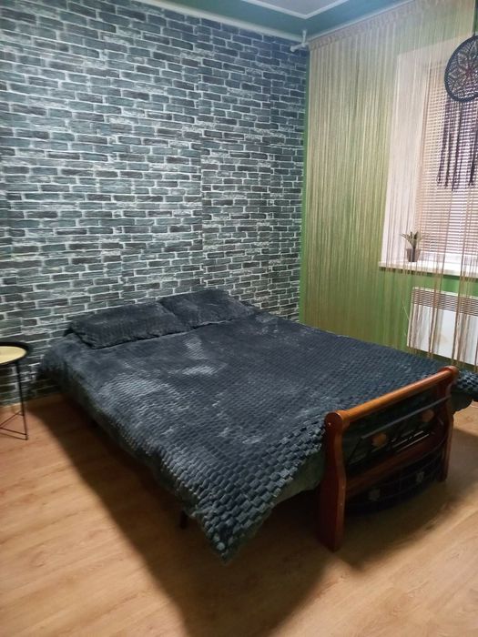 Сдам 2 ком  люкс Заречный посуточно,, Академия патрульной полиции