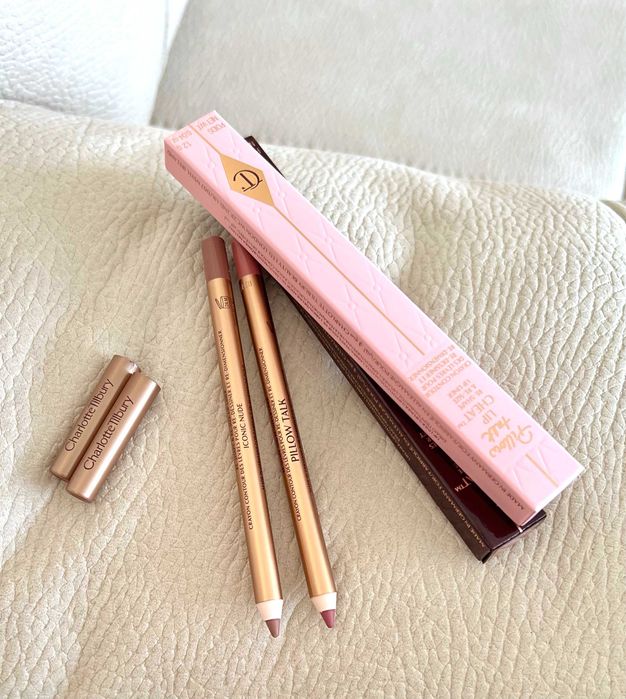 Олівець для губ Charlotte Tilbury Lip Cheat. Оригінал Купляли в Англії