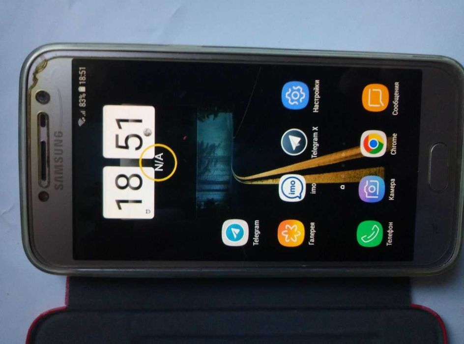 смартфон Samsung J2 в хорошем состоянии.