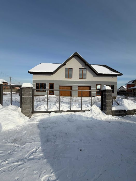 Шикарний Будинок біля Міста готовий до ремонту