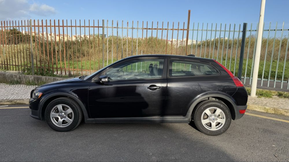 Volvo C30 2008 – 221.000 km – Excelente Estado
