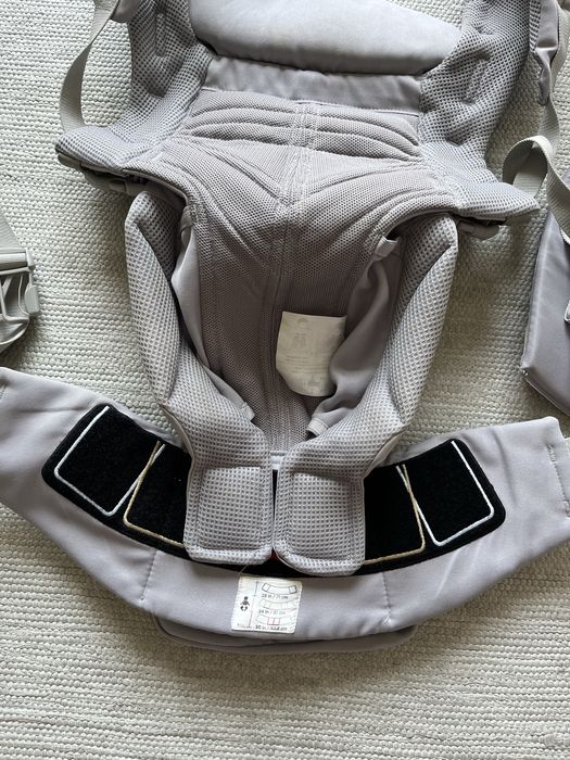 Marsúpio Ergobaby Omni 360 Cool Air Mesh – Cinzento