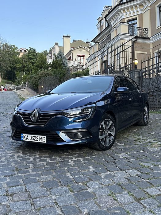 Renault Megan офіційна