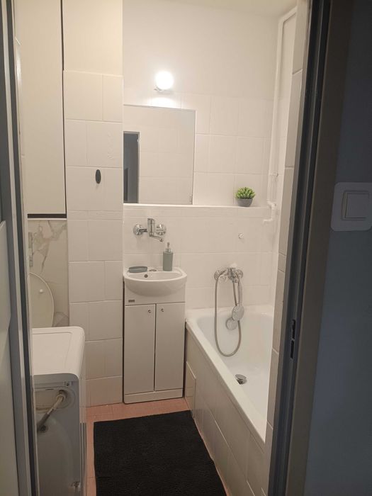 Wynajmę mieszkanie 50m2 os. Kmity 3 pokoje