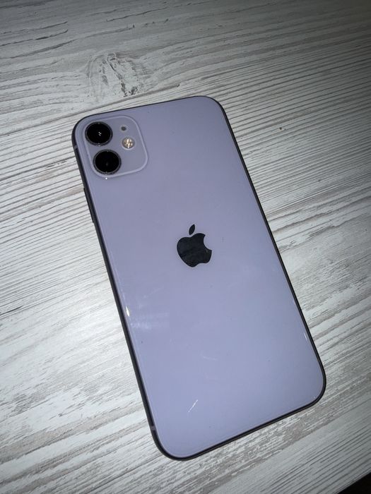Продам Iphone 11 128g фіолетового кольору.