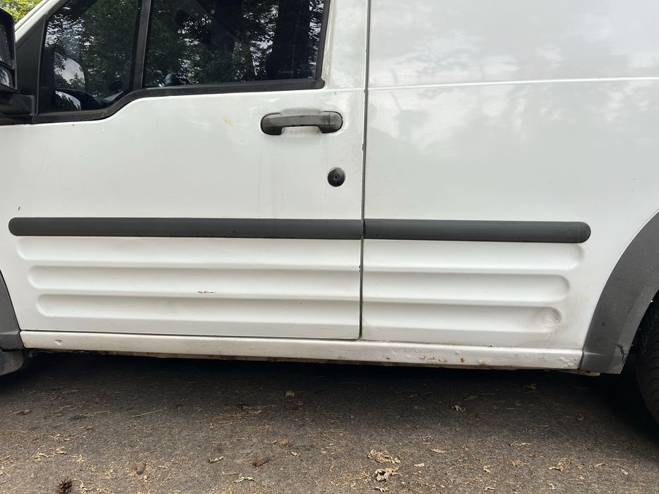 Продам робочу конячку Форд Транзіт Коннект 2007 року простий і економн