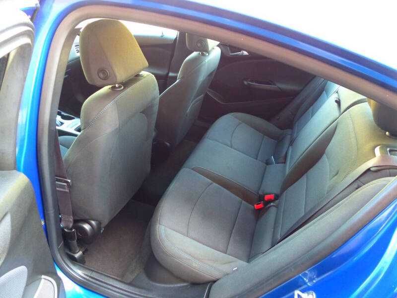 2017 Chevrolet Cruze LT Auto