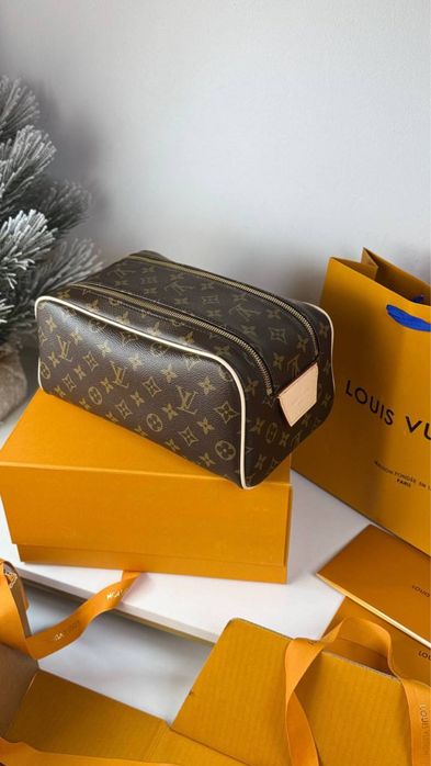 Косметичка louis vuitton різні