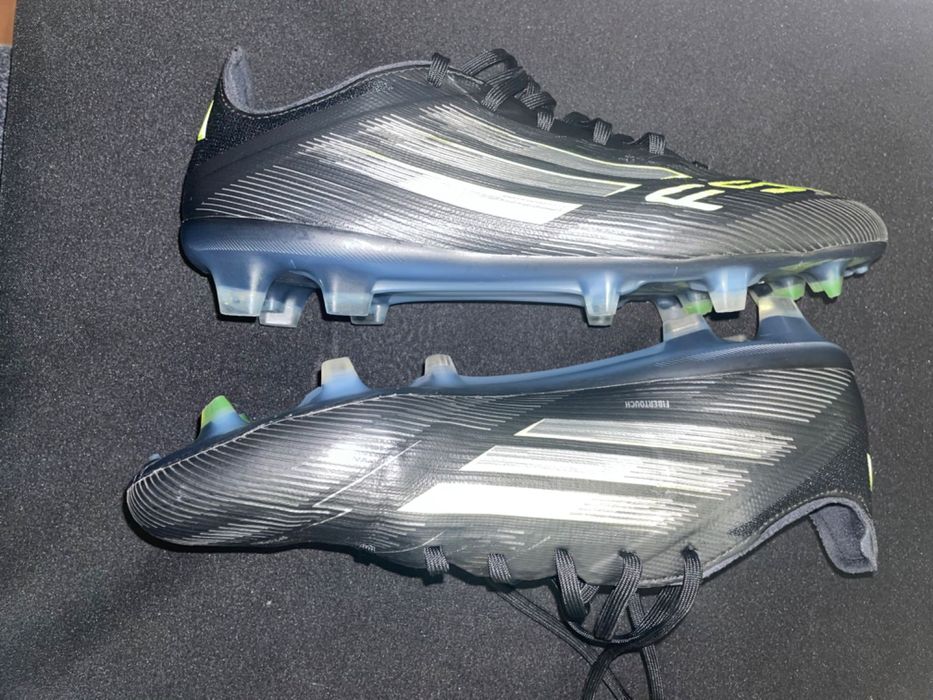 Chuteiras F50 PRO Futebol