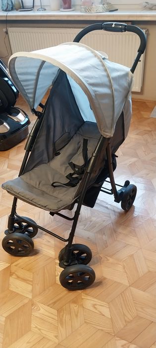 Spacerówka dla dziecka