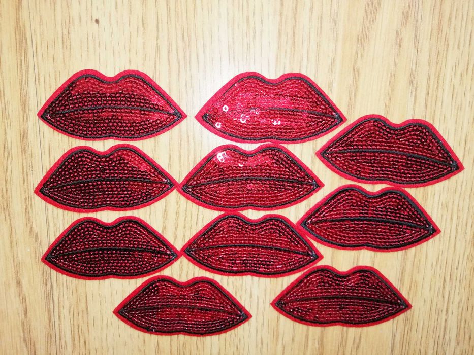 Lote 9 Remendos / Patch Lábios Lantejoulas