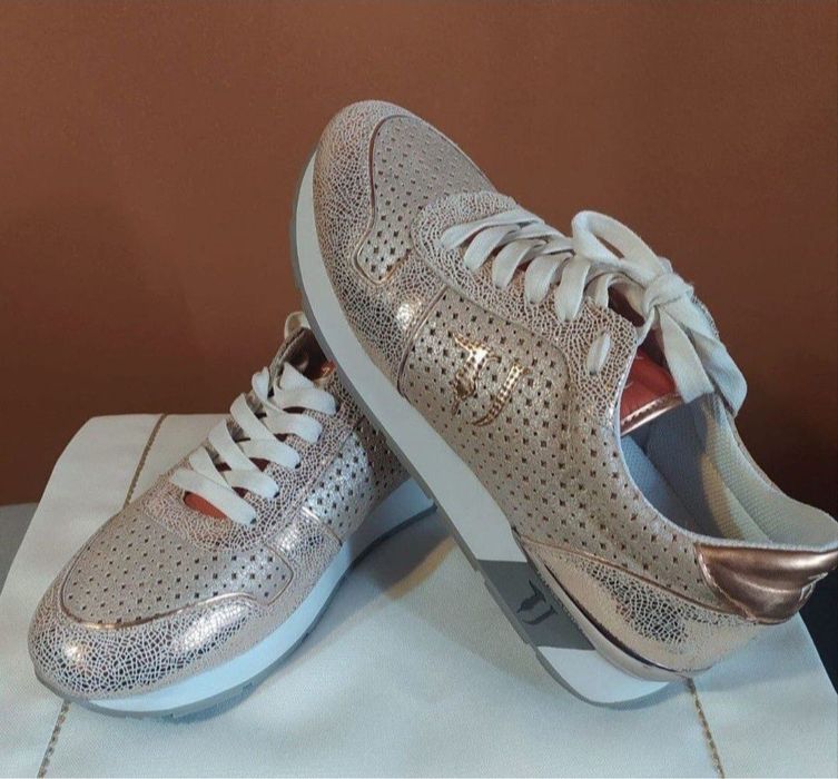 Adidasy marki Trussardi rizmiar 40