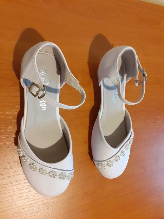 Buty dziewczęce komunijne rozmiar 33