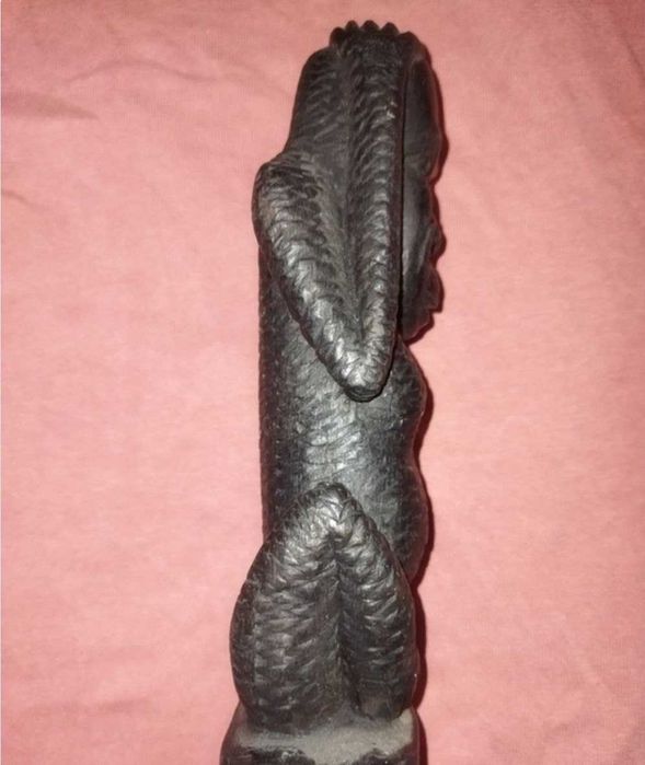 Дерев'яна статуетка "Нічого не чую" відмінний стан