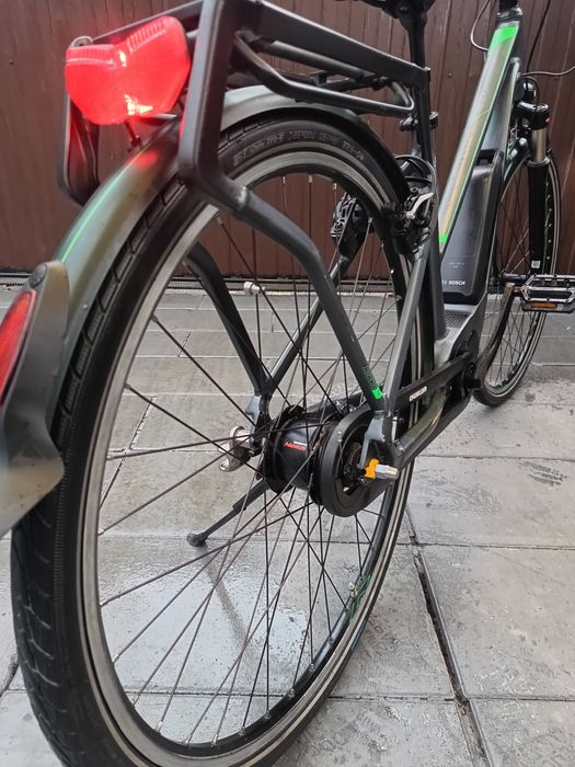 Електровелосипед Cube Bosch планетарна втулка с зарядним