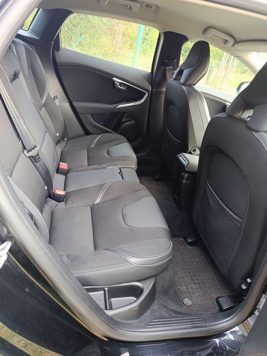 VOLVO V40 D2 diesel