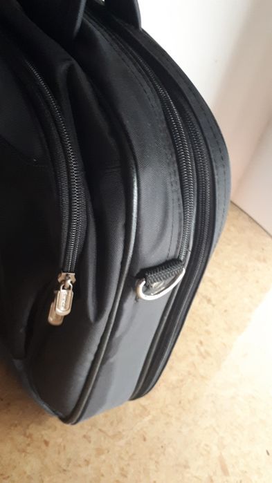 (Nova) Pasta Targus para transporte de portátil e afins