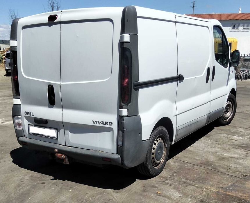 Frente Opel Vivaro Trafic 1.9 dci 2006