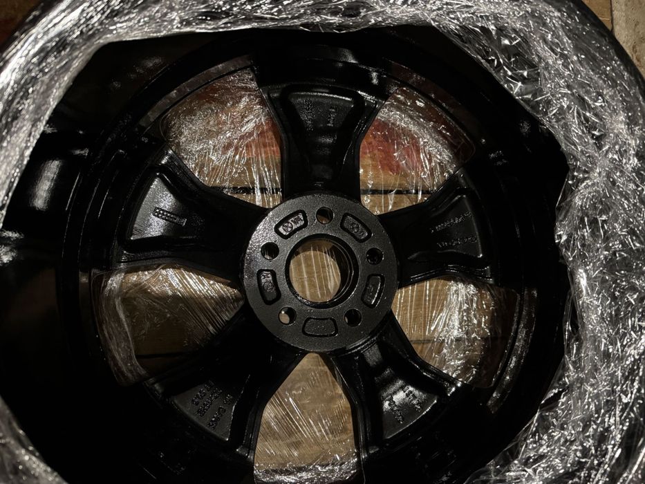Диски Volvo  Volvo R18 5x108 7.5J комплект 4 шт.