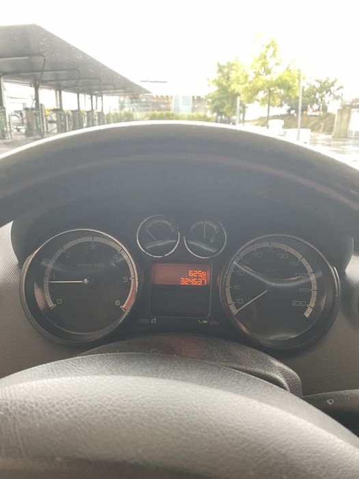 Peugeot 308 1.6 e-HDi Sport